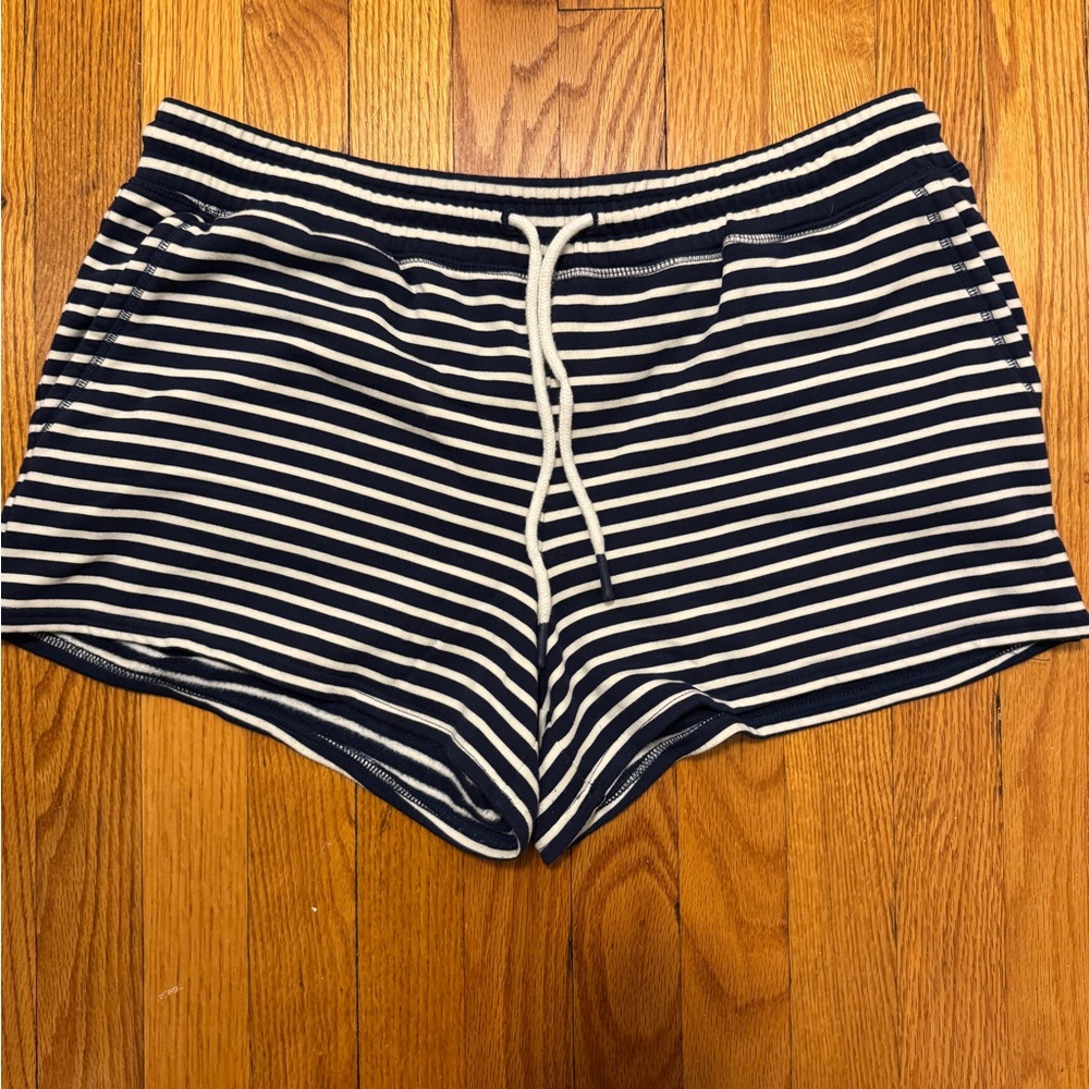 Vineyard Vines Navy and White Striped Women's Shorts